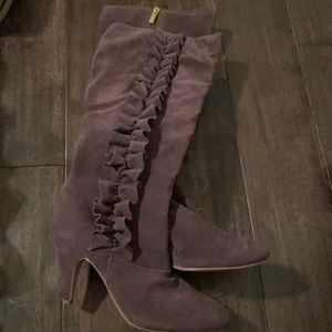 Purple suede ruffle boots